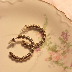 18K gold plated twisted hoop earrings